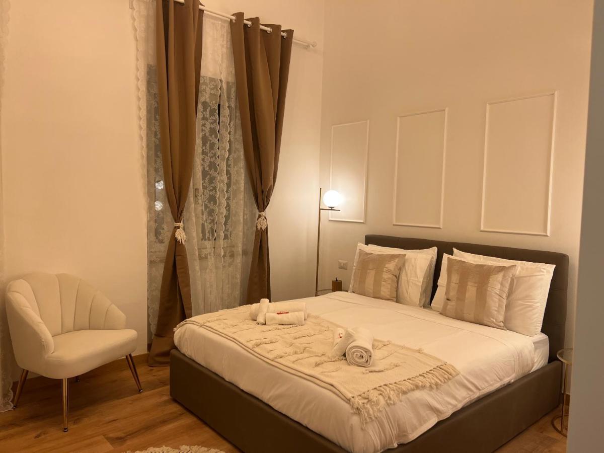 Regina Milano In Bocconi Apartment Luaran gambar