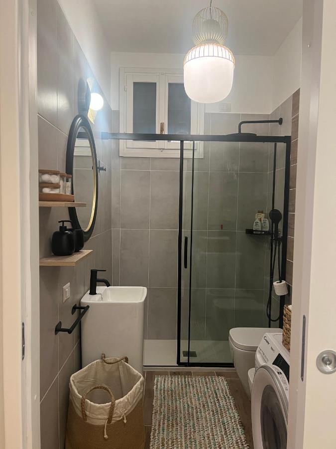 Regina Milano In Bocconi Apartment Luaran gambar