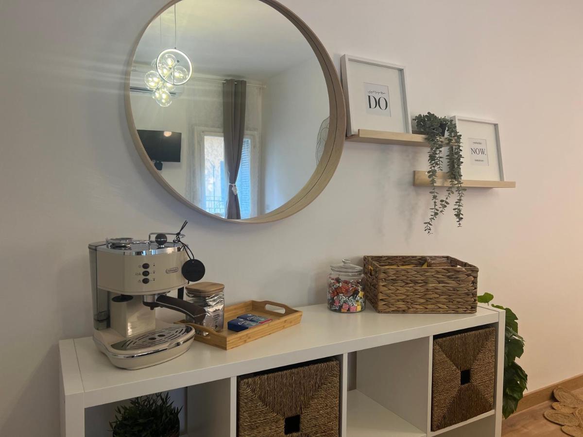 Regina Milano In Bocconi Apartment Luaran gambar